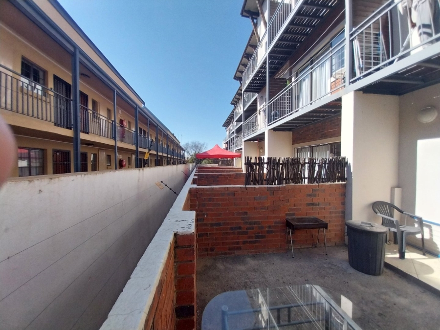 1 Bedroom Property for Sale in Bult South North West